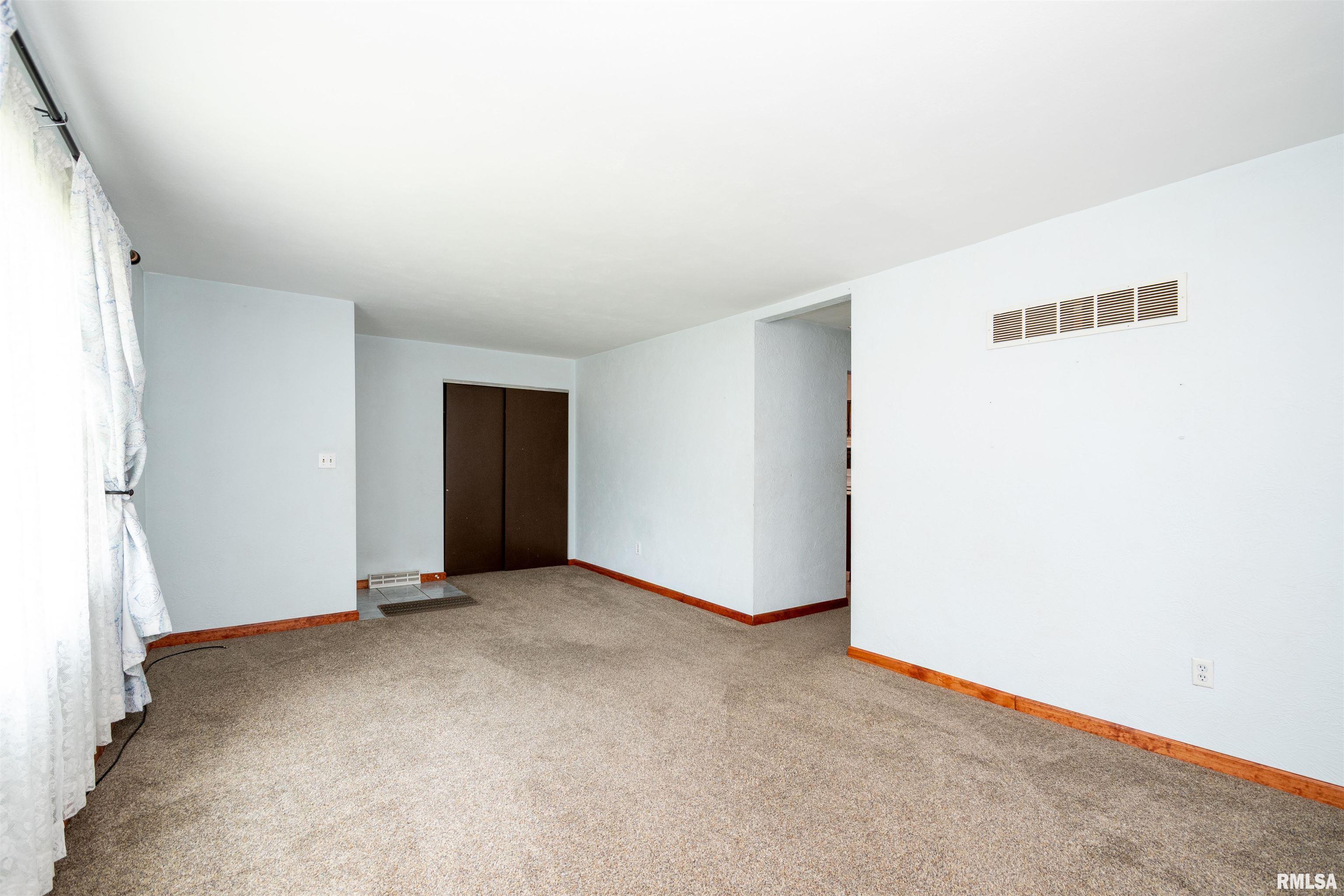 Residential in East Peoria 5