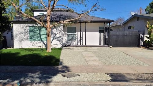 21931 Ybarra Rd, Woodland Hills, CA, 91364-4328 | Card Image