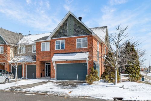 100 Shepody Cir, Gloucester, ON, K1T4H9 | Card Image