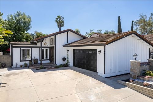 24956 Wells Fargo Dr, Laguna Hills, CA, 92653-5081 | Card Image