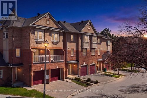 29-6950 10th Line W, Mississauga, ON, L5N6Y1 | Card Image