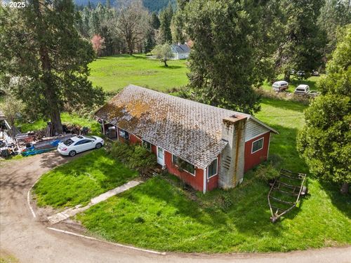 5230 Azalea Glen Rd, Glendale, OR, 97442-9725 | Card Image