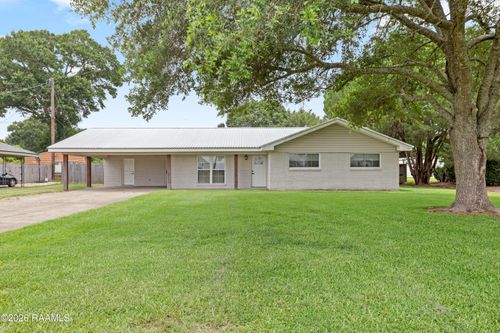 916 Heart D Farm Rd, Youngsville, LA, 70592-5204 | Card Image