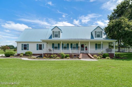 599 Durwood Evans Rd, Beulaville, NC, 28518-6549 | Card Image