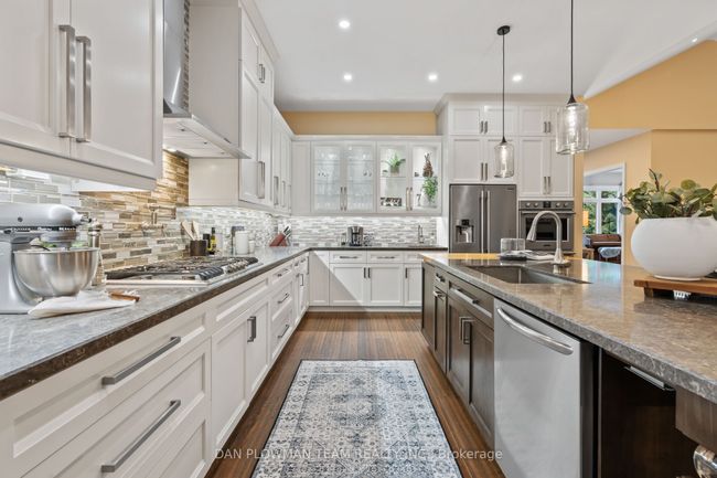 1682 Heathside Cres, House other with 5 bedrooms, 5 bathrooms and 4 parking in Pickering ON | Image 14
