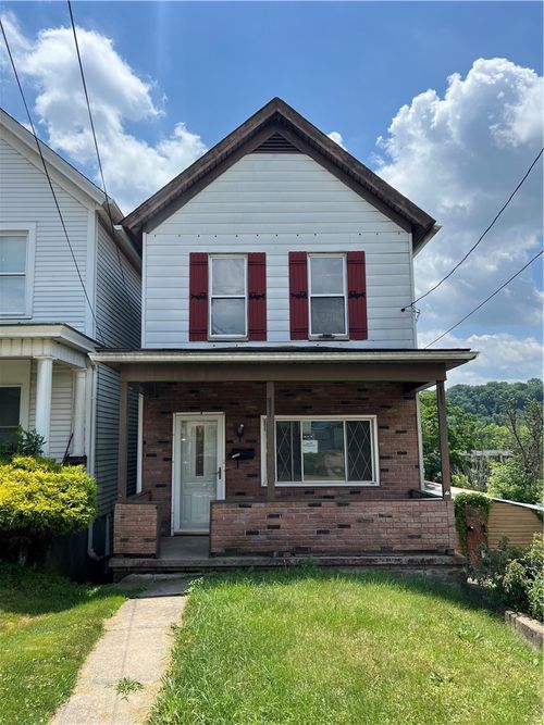 1008 1/2 Gaskill Ave, Jeannette, PA, 15644-3308 | Card Image