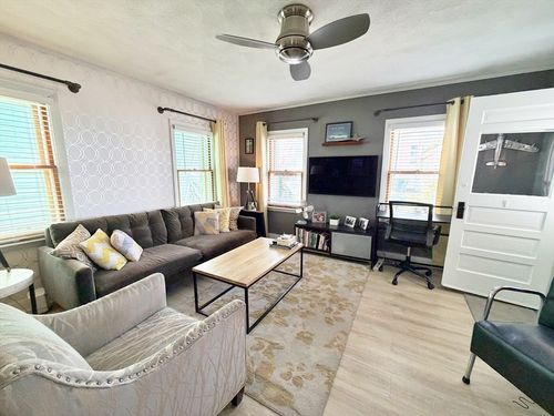 4-4 Foam St, Winthrop, MA, 02152-1401 | Card Image