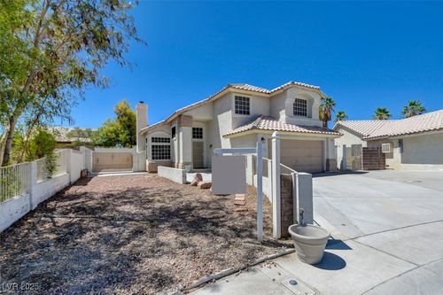 2209 Farmouth Cir, North Las Vegas, NV, 89032-0602 | Card Image