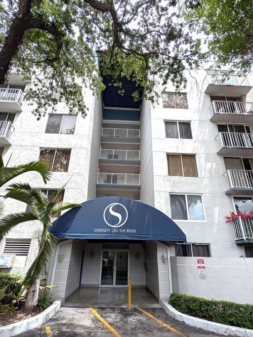 209-1720 Nw N River Drive, Miami, FL, 33125 | Card Image
