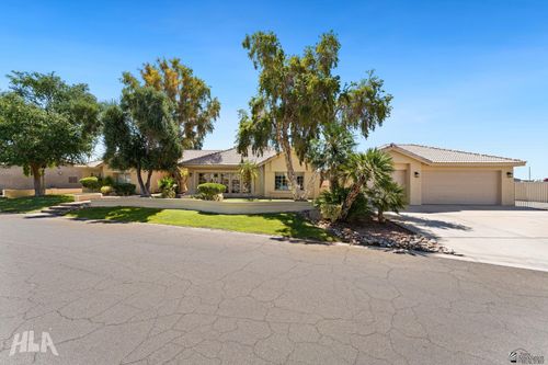 10857 S Via Salida, Yuma, AZ, 85367-7210 | Card Image