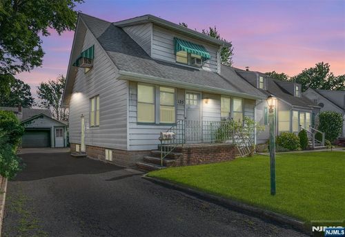 125 William St, Roselle, NJ, 07203-2545 | Card Image
