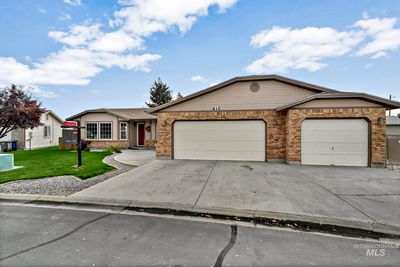 410 C Street, House other with 3 bedrooms, 2 bathrooms and 3 parking in Nampa ID | Image 3