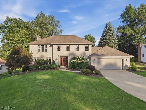 6224 Sandy Ridge Cir Nw, North Canton, OH, 44720-6686 | Card Image