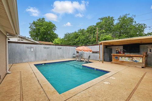 8832 Kate St, White Settlement, TX, 76108-1017 | Card Image