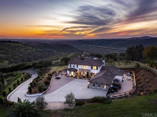 1210 Clos Duval, Bonsall, CA, 92003-6114 | Card Image