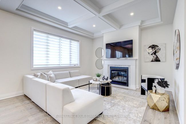 1243 Queens Plate Rd, House other with 5 bedrooms, 5 bathrooms and 2 parking in Oakville ON | Image 18