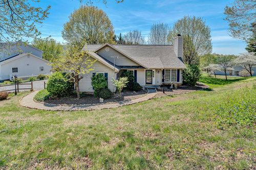 5610 Cortland Rd, Roanoke, VA, 24019 | Card Image