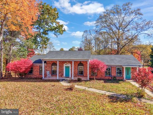 13827 Spriggs Rd, MANASSAS, VA, 20112-3825 | Card Image