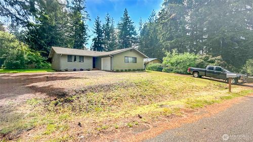 211 Se Clematis Ave, Shelton, WA, 98584-8354 | Card Image