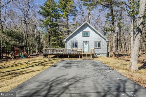 31 Junco Ln, Albrightsville, PA, 18210-3831 | Card Image
