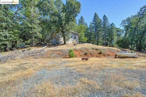 17456 Knoll Top Dr, Grass Valley, CA, 95945 | Card Image