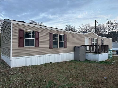 145 Town Ln, Fayetteville, GA, 30214-2540 | Card Image