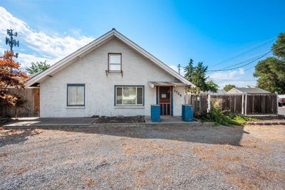 1725 N Park Rd, Home with 3 bedrooms, 2 bathrooms and null parking in Spokane Valley WA | Image 1