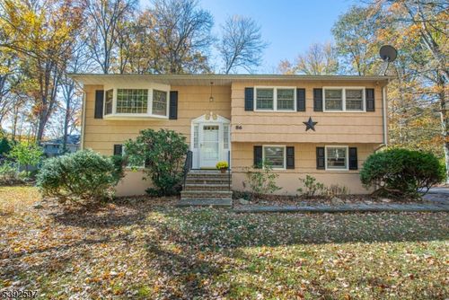 86 Kraft Pl, Ringwood, NJ, 07456-1847 | Card Image