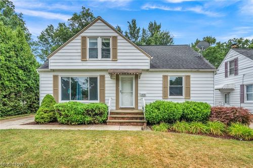 5528 Huron Rd, Lyndhurst, OH, 44124-2835 | Card Image
