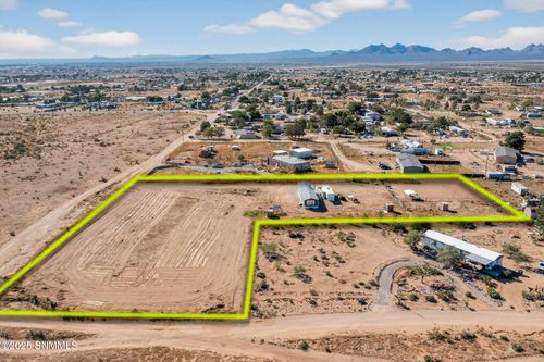 9953 Luna Vista Rd, Las Cruces, NM, 88012-6265 | Card Image