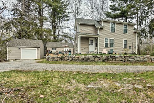 20 Avery Ln, Waterford, CT, 06385-2203 | Card Image