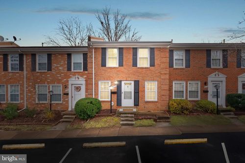 220 N Baylor Drive, STERLING, VA, 20164 | Card Image