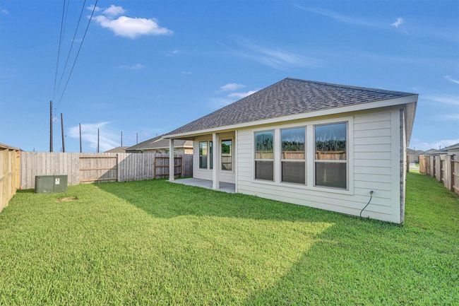 738 Mockingbird Passage Dr, House other with 3 bedrooms, 2 bathrooms and 2 parking in Beasley TX | Image 33