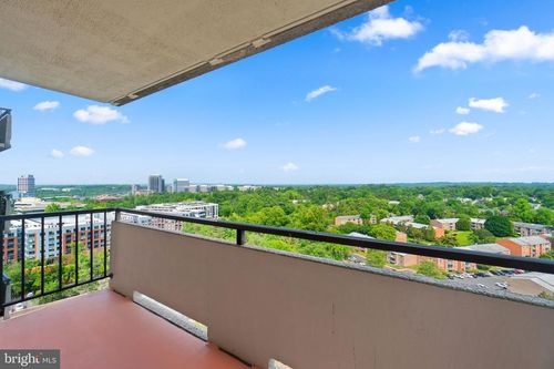 apt-1512-1800 Old Meadow Rd, MCLEAN, VA, 22102-1817 | Card Image