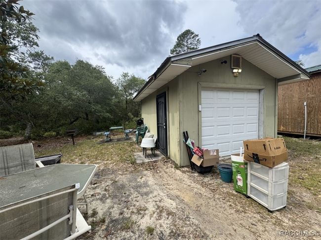 15668 Ne 238 Th St, House other with 2 bedrooms, 2 bathrooms and null parking in Fort Mc Coy FL | Image 17