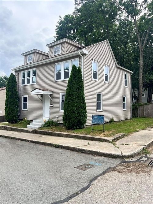 1-22 Agnes St, West Warwick, RI, 02893-5713 | Card Image