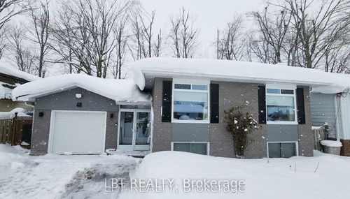 48 Maplehurst Cres, Barrie, ON, L4M4X2 | Card Image