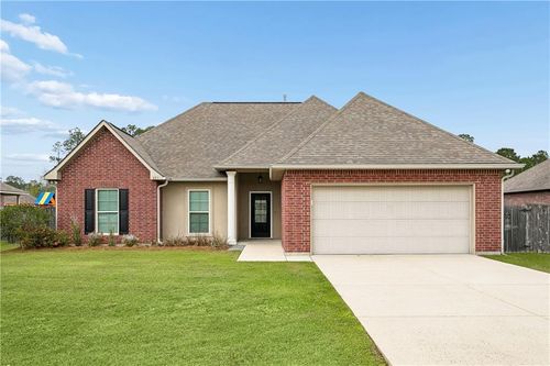 329 Debouchel Pl, Mandeville, LA, 70471-8134 | Card Image