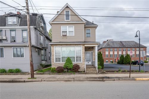 431 Depot St, Latrobe, PA, 15650-1538 | Card Image