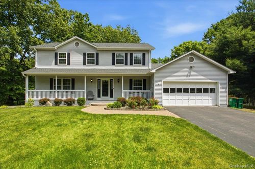 5 Blue Jay Blvd, Hopewell Junction, NY, 12533-5244 | Card Image