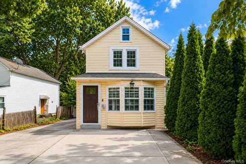 89 Harbor Rd, Port Washington, NY, 11050-2535 | Card Image