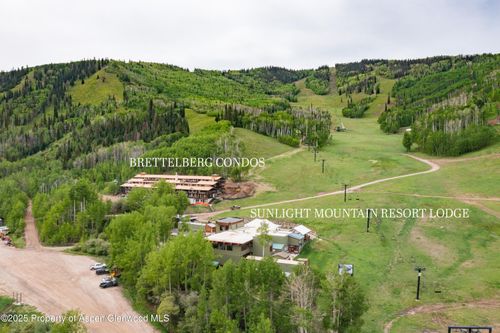 e-5-11101 County Road 117, Glenwood Springs, CO, 81601-9534 | Card Image