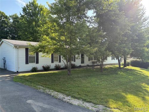 1037 Wild Raven Rd, De Soto, MO, 63020-6451 | Card Image