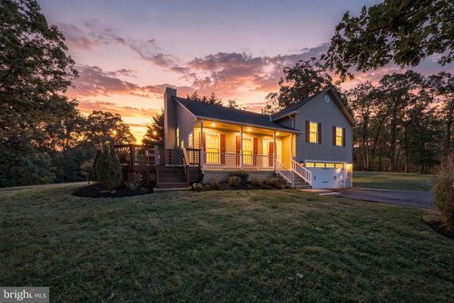 7678 Greenwood Way, Nokesville, VA, 20181-3513 | Card Image