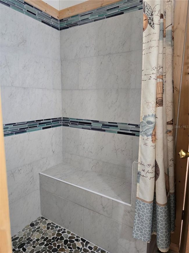 17172 Ne 37 Th Ave, House other with 3 bedrooms, 2 bathrooms and null parking in CITRA FL | Image 59