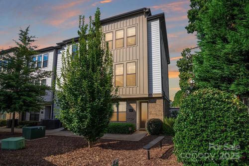 1624 Nandina Corners Aly, Charlotte, NC, 28205-0048 | Card Image