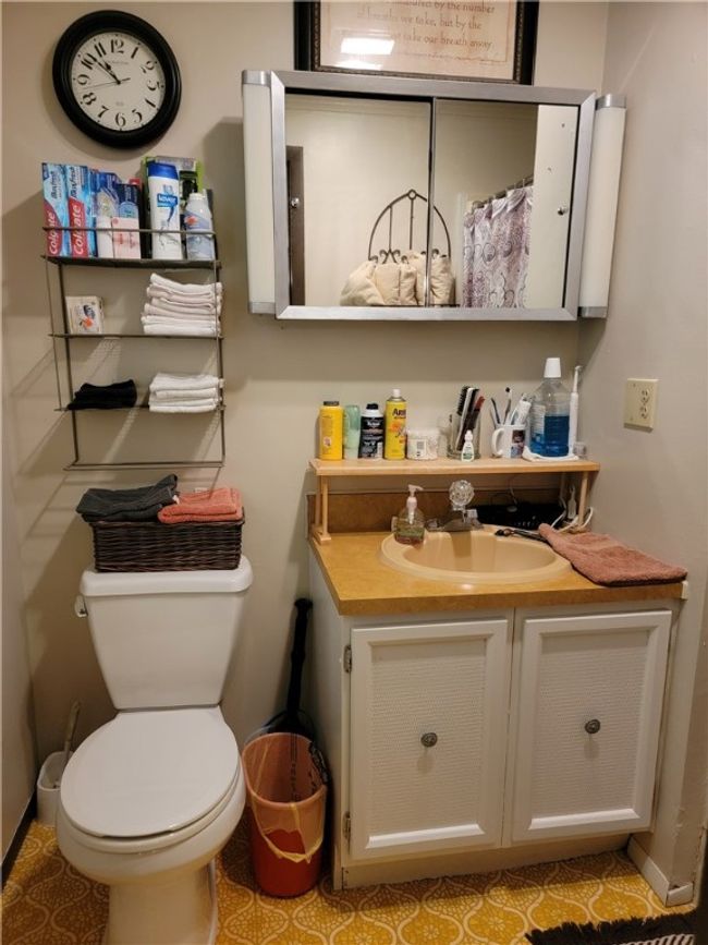 108 W 2 Nd St, House other with 4 bedrooms, 2 bathrooms and null parking in Burnside PA | Image 12