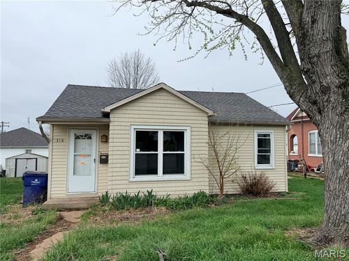 318 Central Ave, Union, MO, 63084-1206 | Card Image