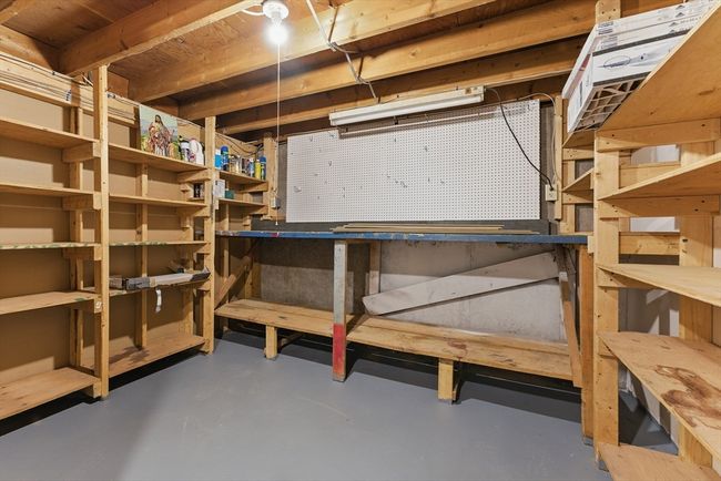 945 Shoemaker Ln, House other with 4 bedrooms, 1 bathrooms and 4 parking in Feeding Hills MA | Image 30