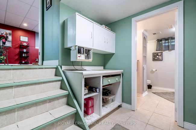 31 Rollins Dr, House other with 3 bedrooms, 2 bathrooms and 2 parking in Welland ON | Image 31